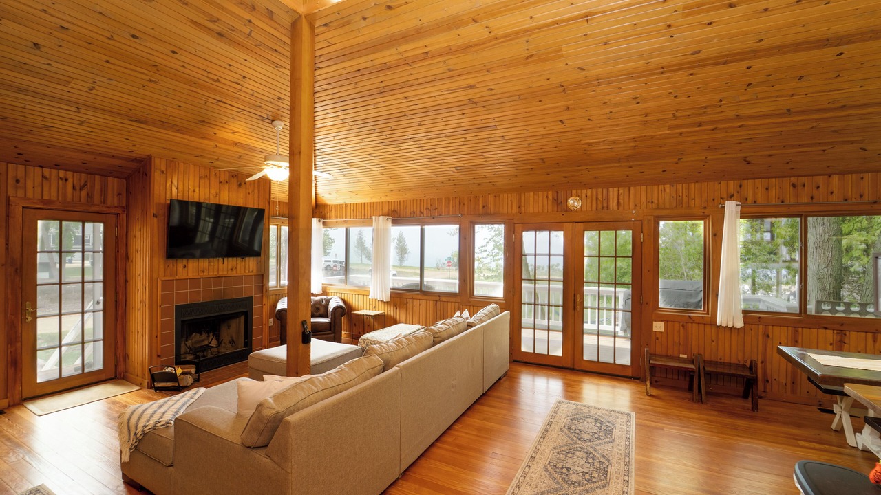 Photo of Livingroom in Miami Park
