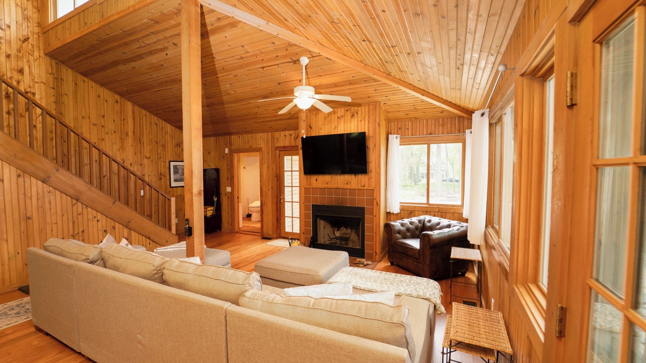 Photo of Livingroom in Miami Park