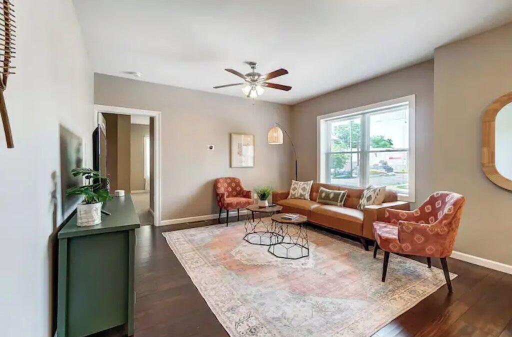 Photo of Livingroom in Oakley
