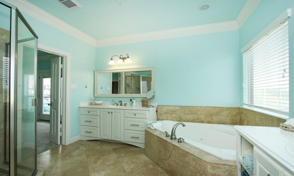 Photo of Bathroom in Clear Lake Shores