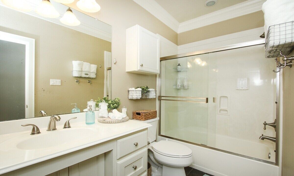Photo of Bathroom in Clear Lake Shores