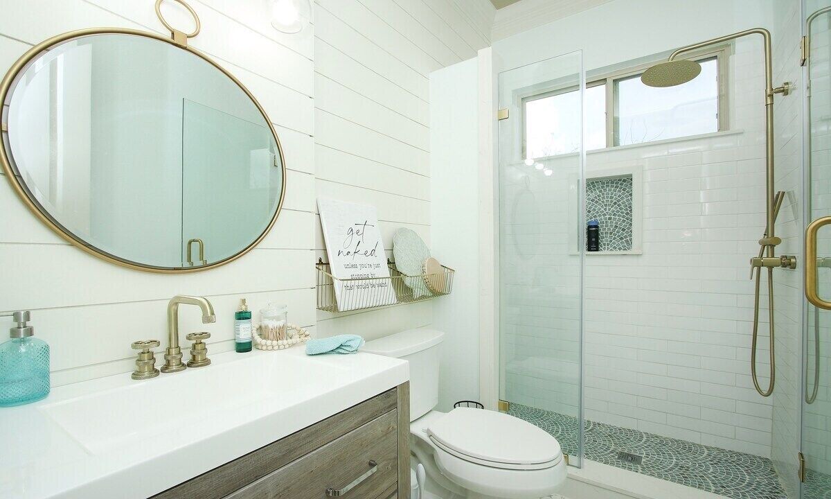 Photo of Bathroom in Clear Lake Shores