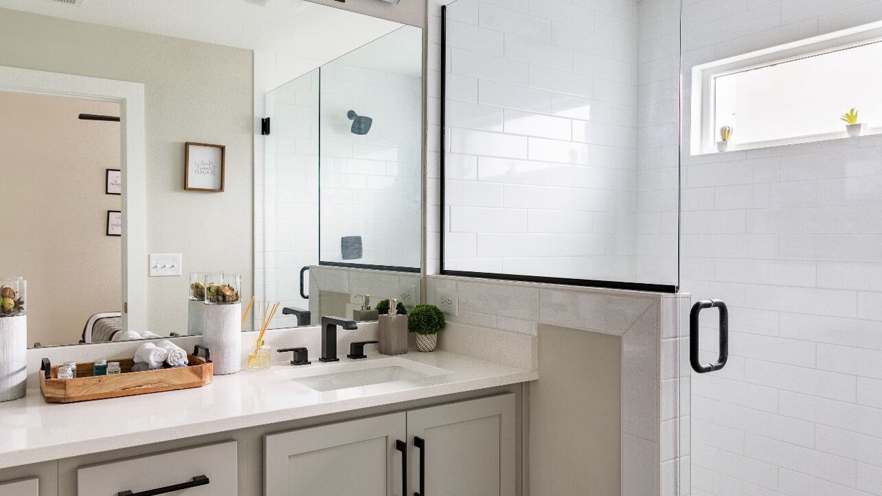 Photo of Bathroom in Cleveland Park