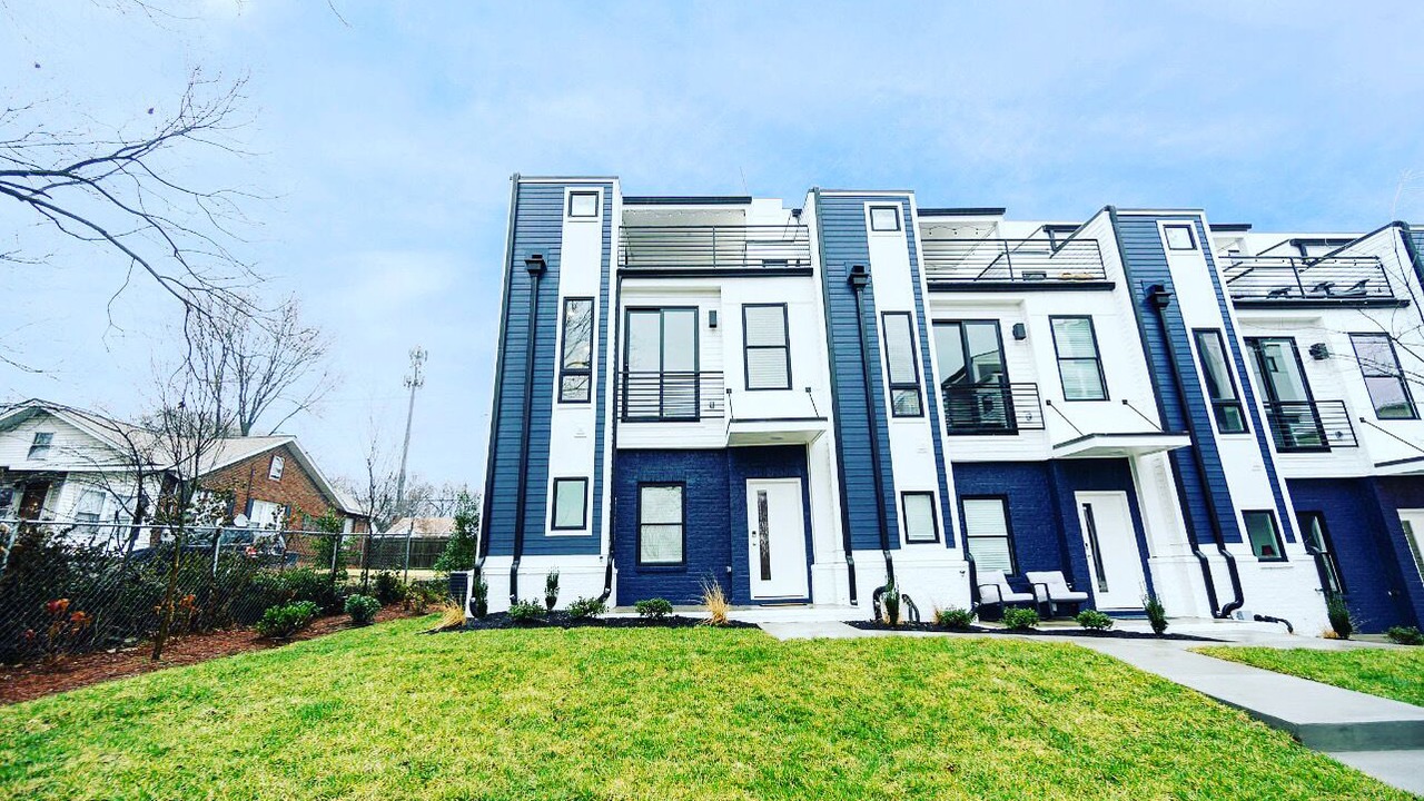 Photo of Outdoor in Cleveland Park