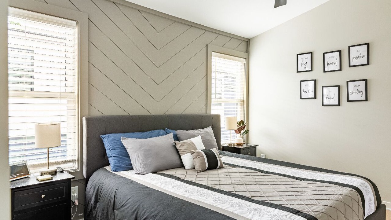 Photo of Bedroom in Cleveland Park