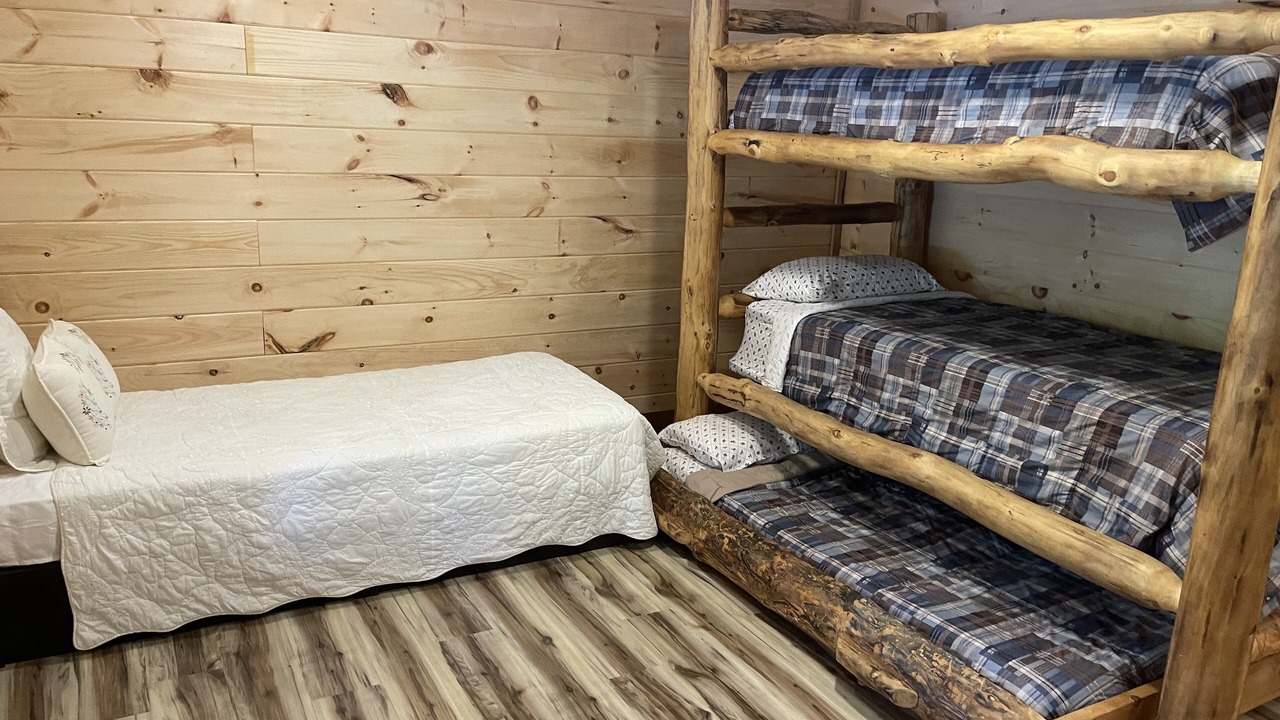 Photo of Bedroom in Ashley Oaks