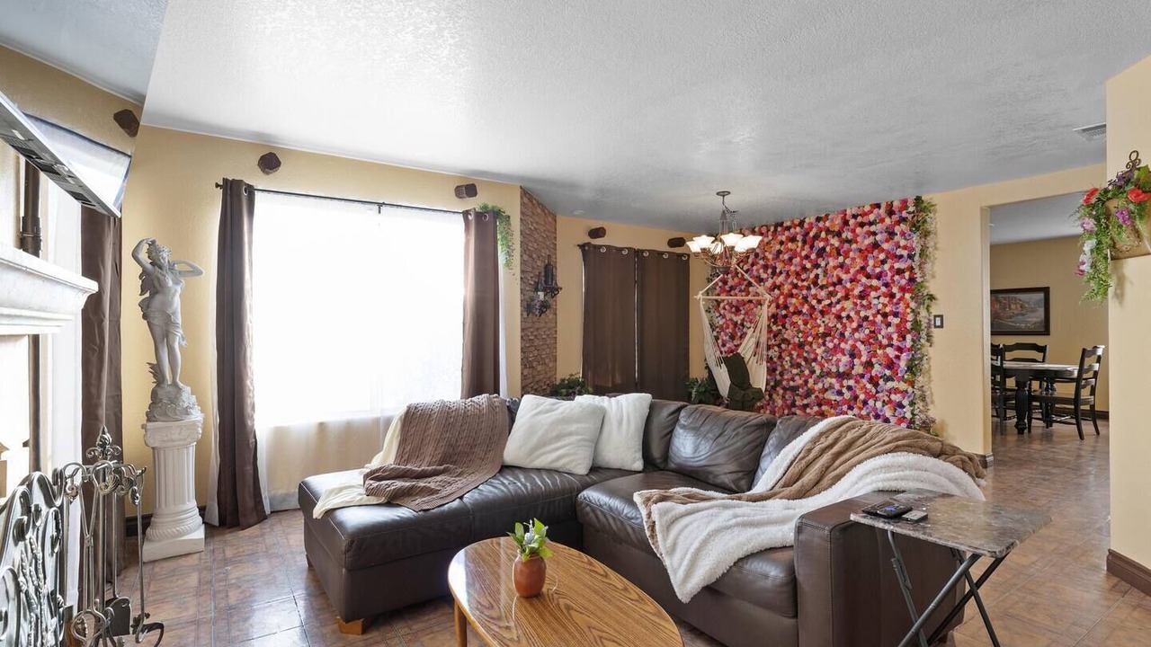 Photo of Livingroom in North Las Vegas