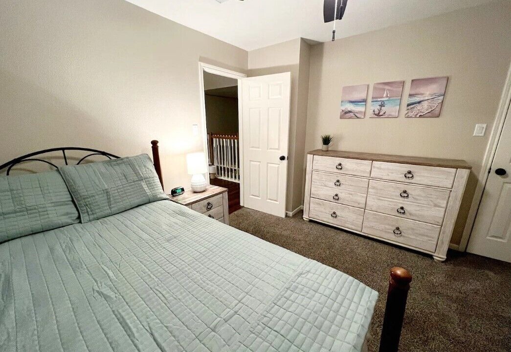 Photo of Bedroom in League City
