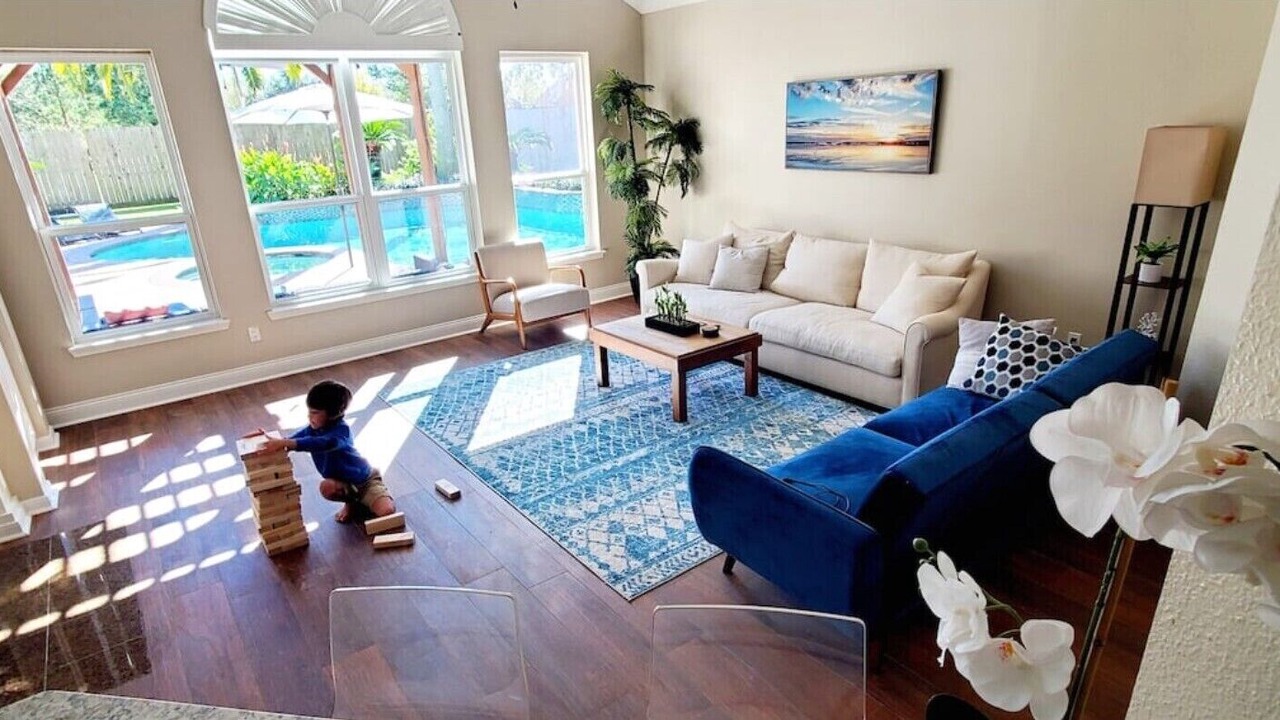 Photo of Livingroom in League City