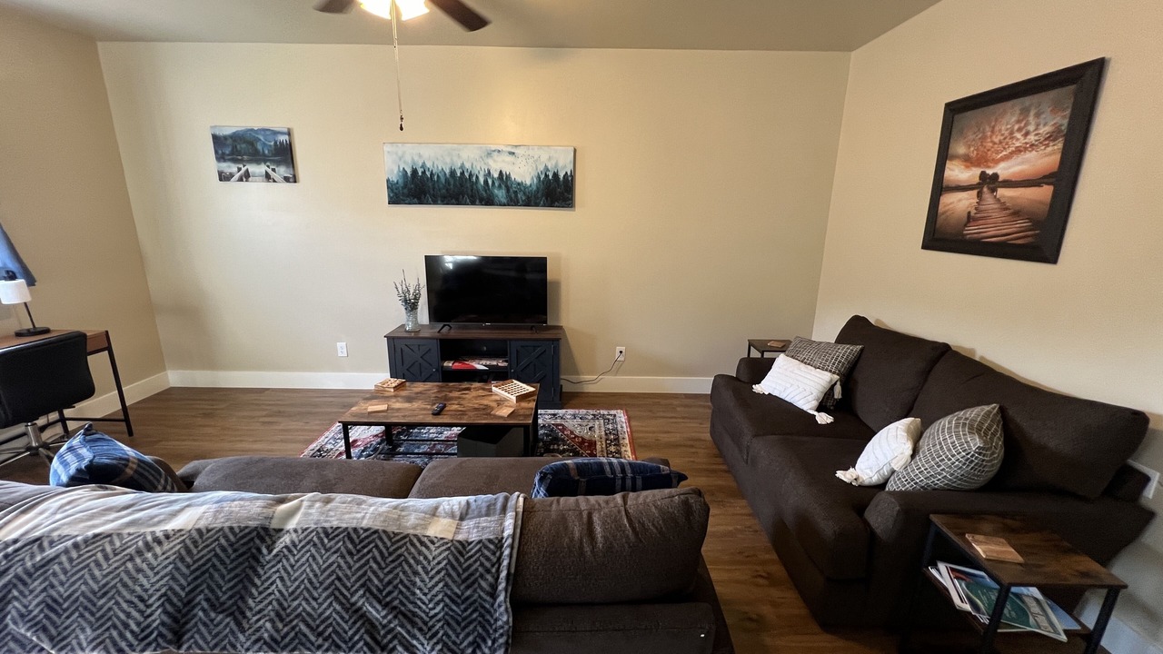 Photo of Livingroom in Benton