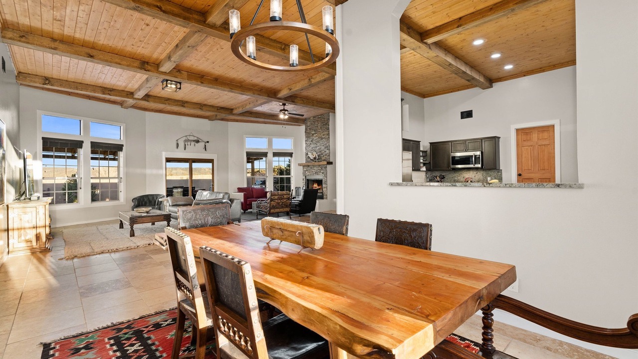 Photo of Livingroom in Canoncito