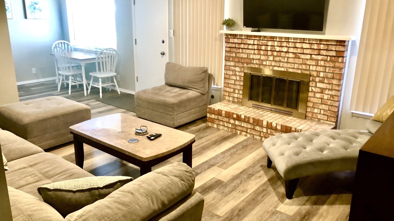 Photo of Livingroom in Northeast Heights