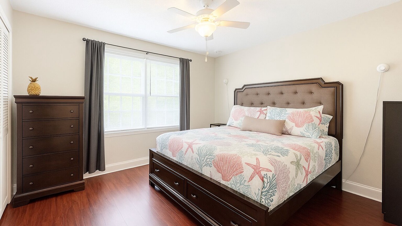 Photo of Bedroom in Golden Mile