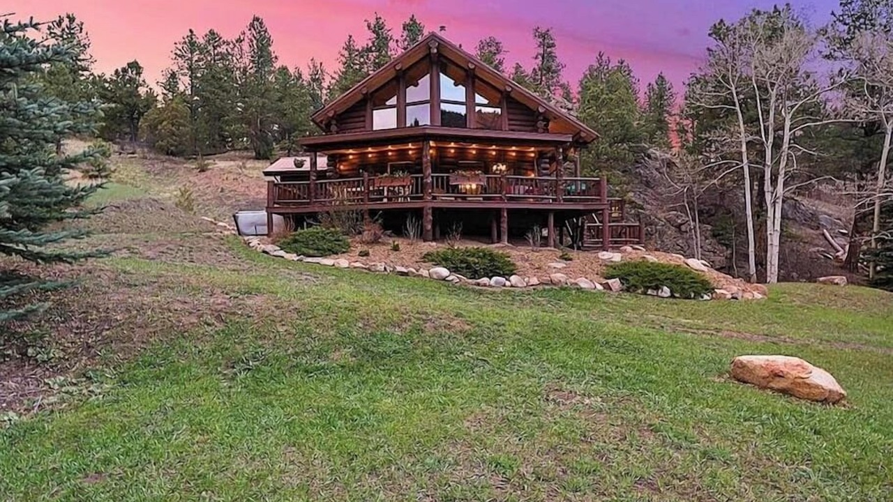 Photo of Outdoor in Lyons