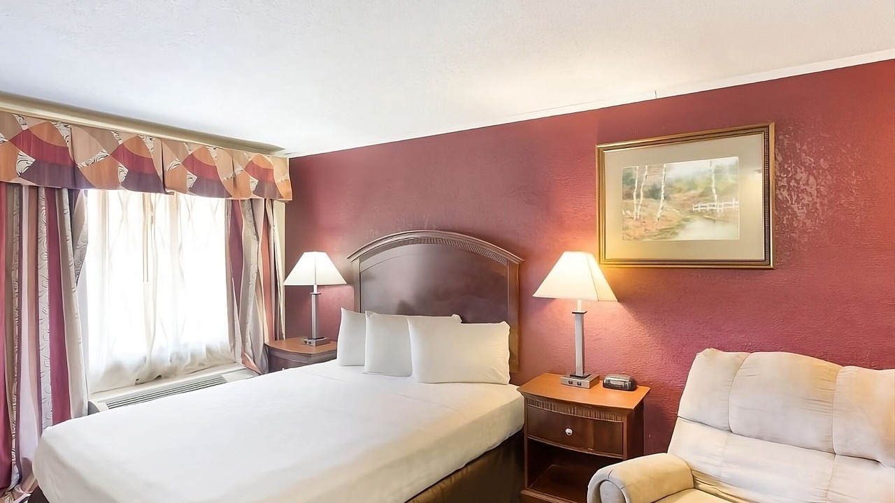 Photo of Bedroom in Summit