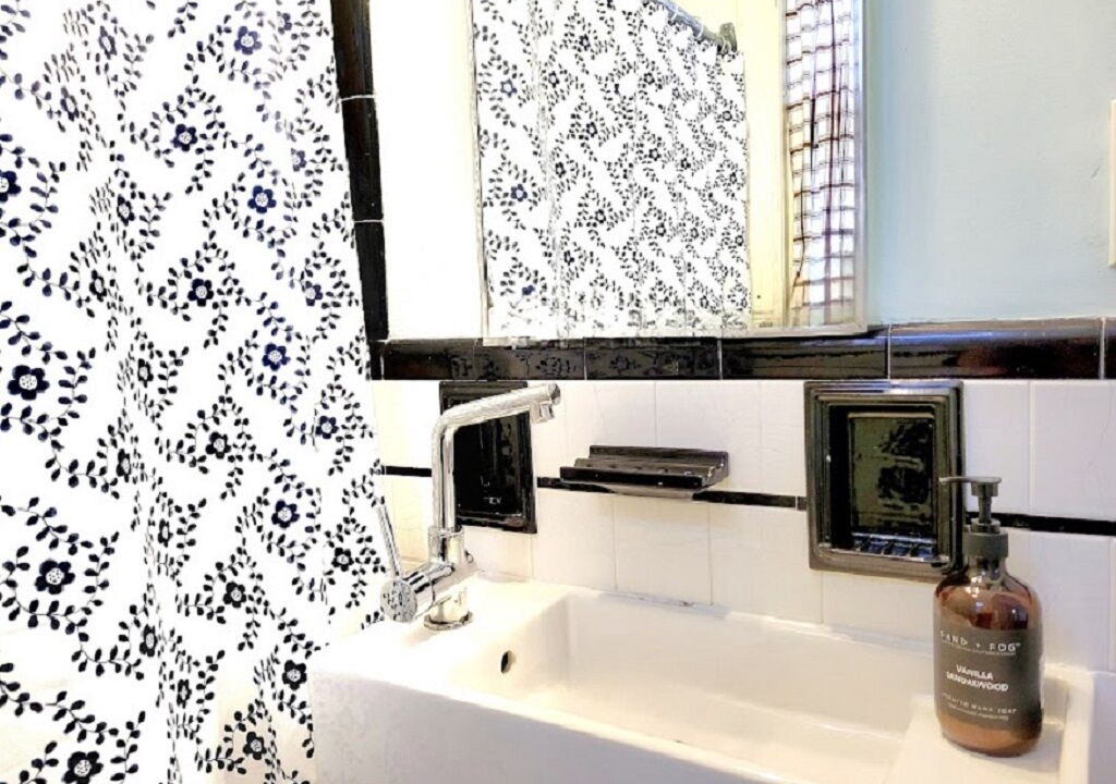 Photo of Bathroom in West End
