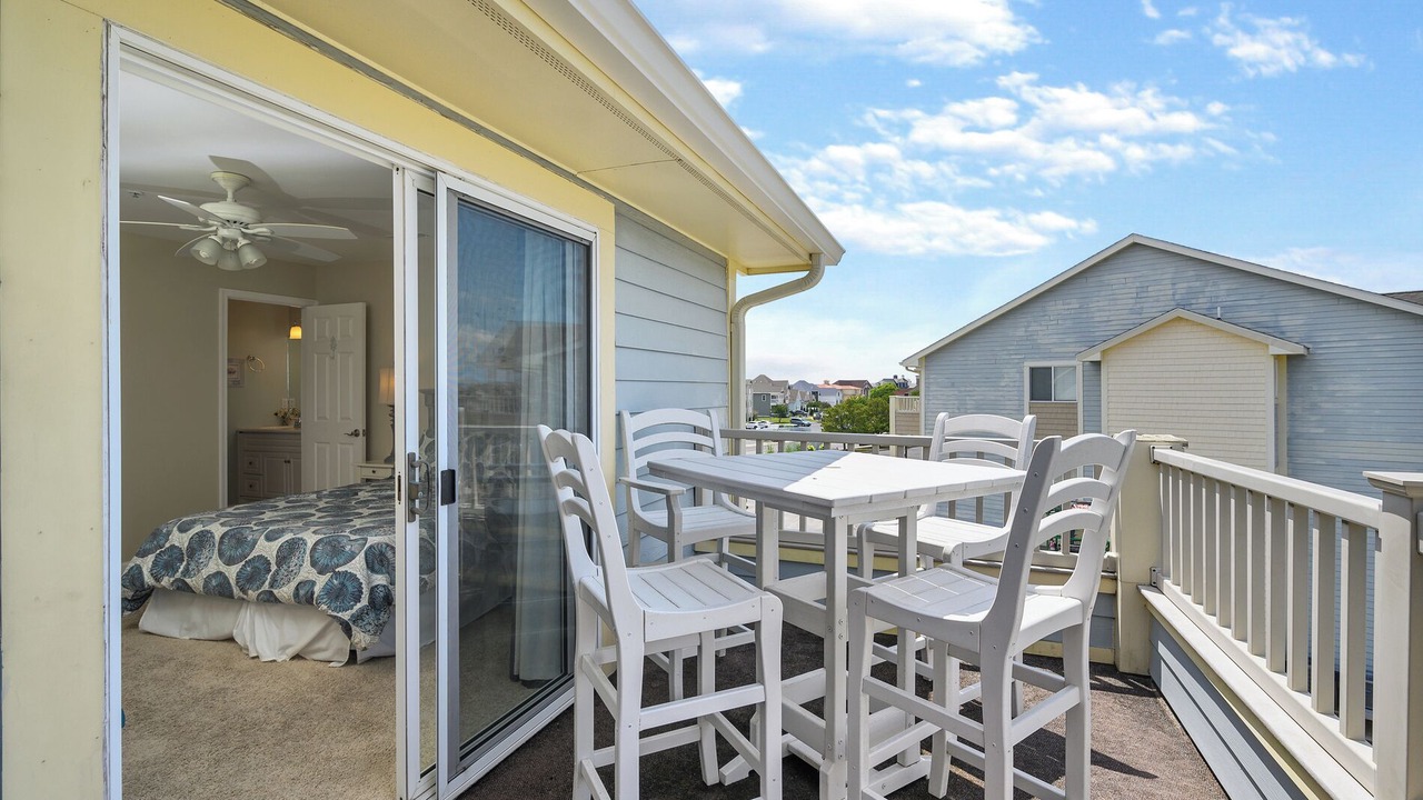 Photo of Patio Balcony in Heron Harbour Isle