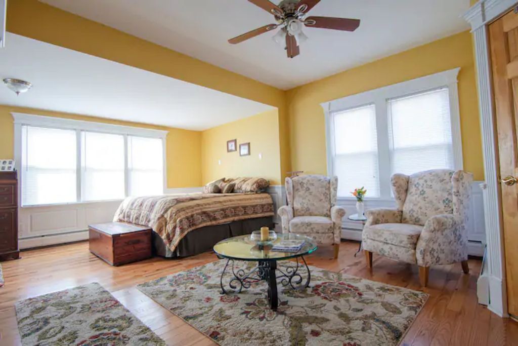 Photo of Bedroom in North Creek