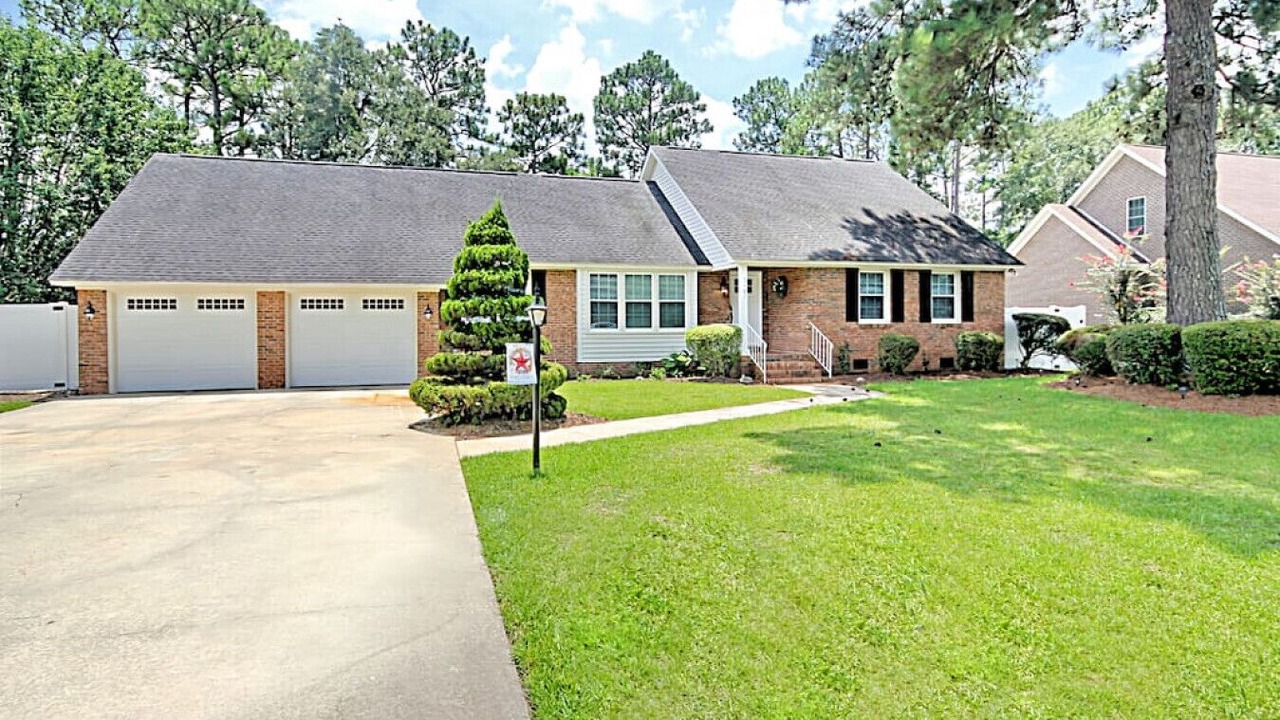 Photo of Outdoor in Red Hill