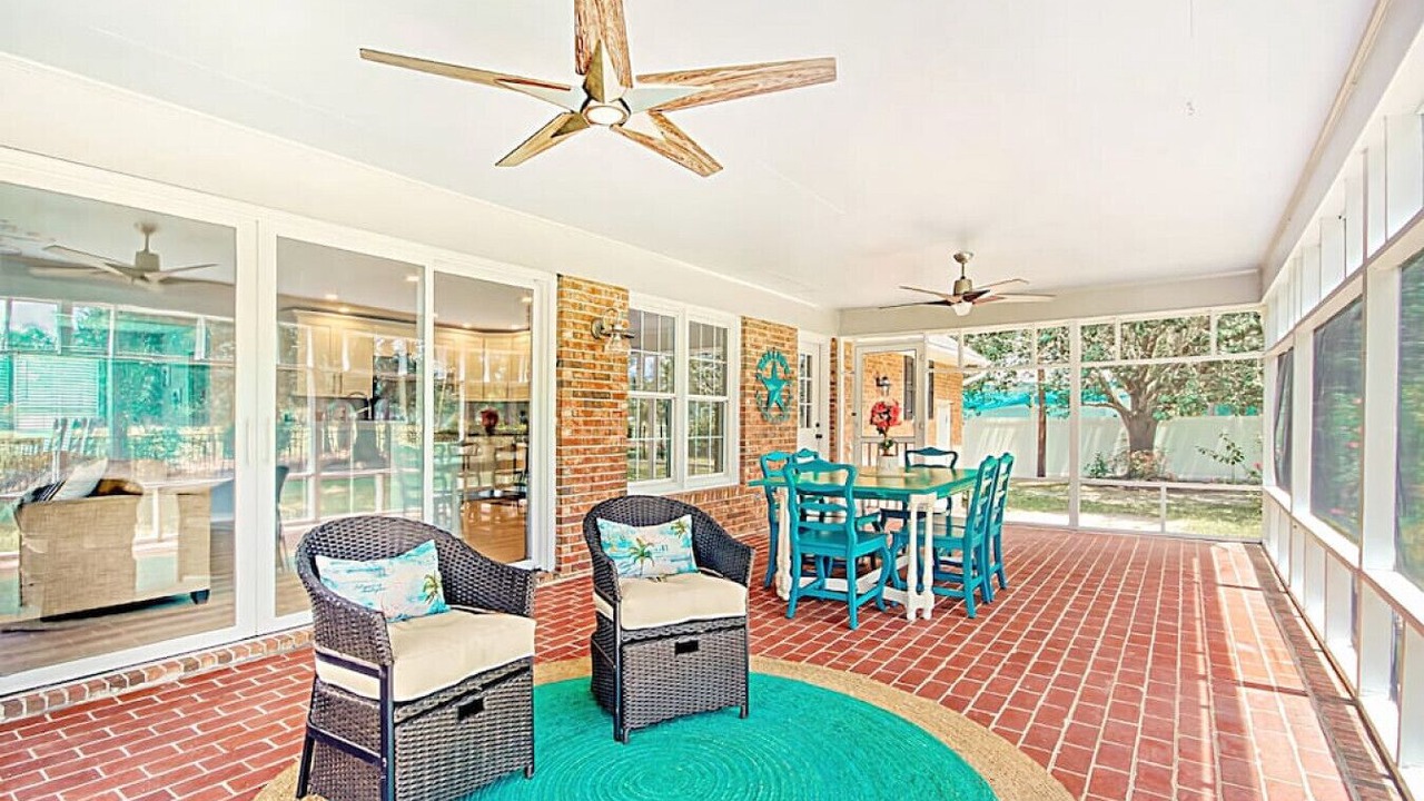 Photo of Outdoor in Red Hill