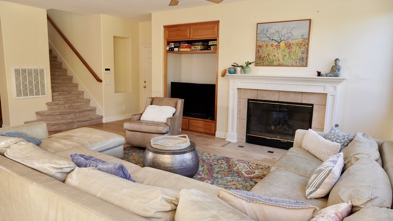 Photo of Livingroom in Olde Carlsbad