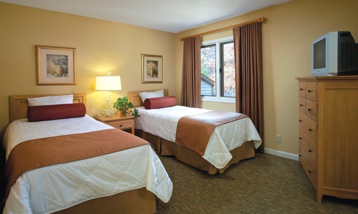 Photo of Bedroom in Fairfield Glade