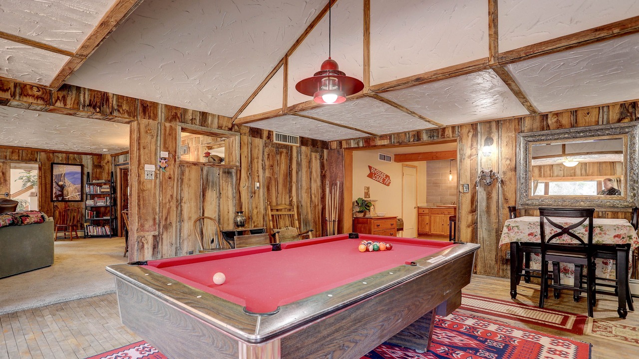 Photo of Bedroom in Lyons