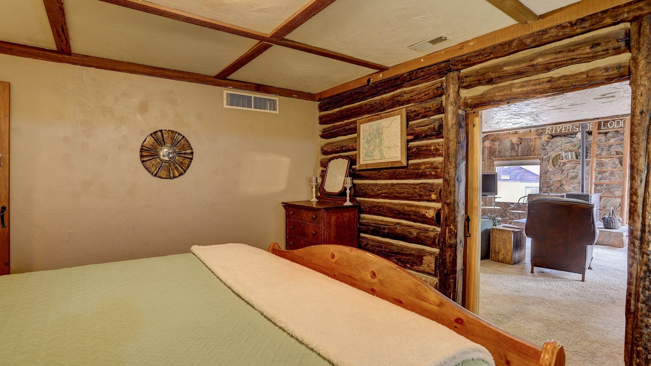 Photo of Bedroom in Lyons