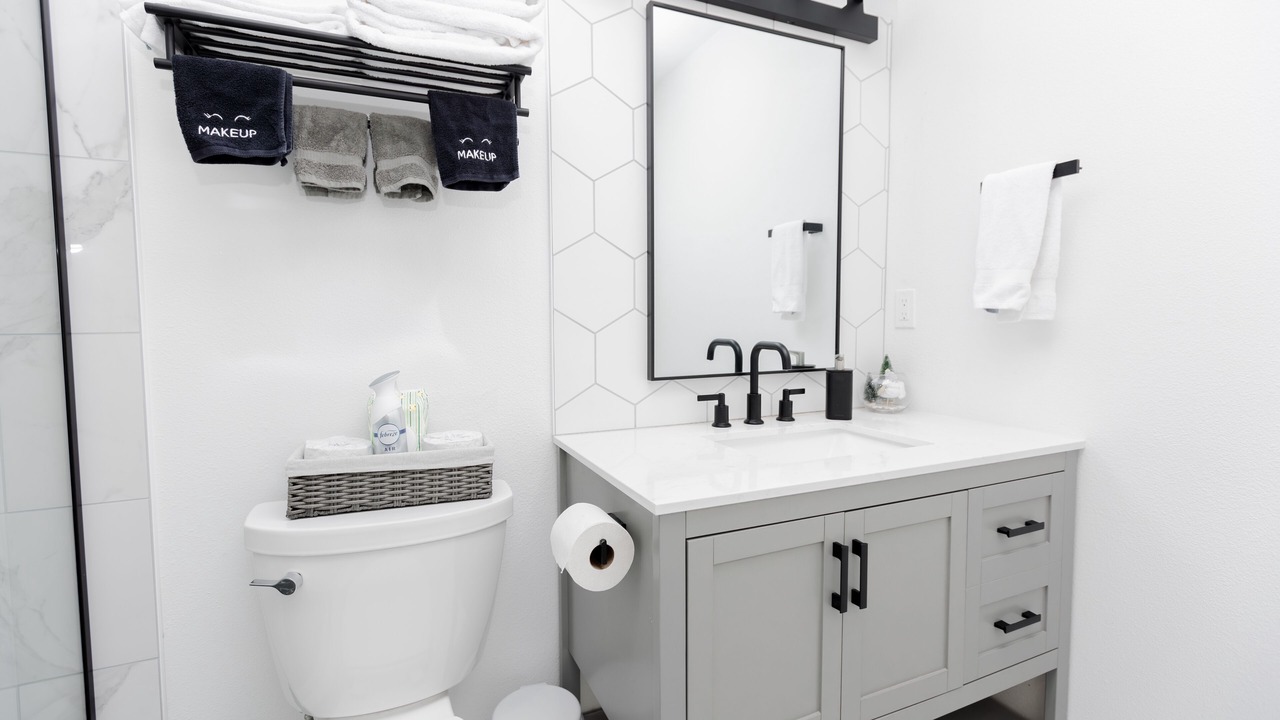Photo of Bathroom in Four Corners