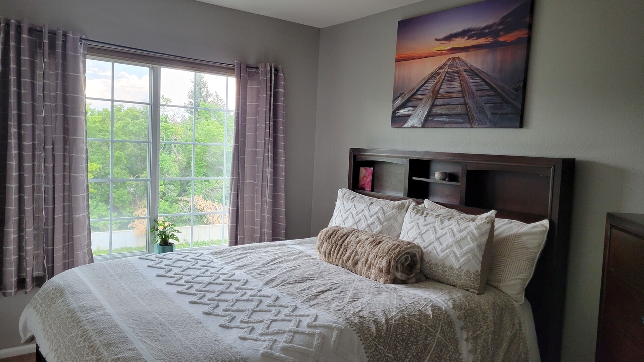 Photo of Bedroom in Ken Caryl