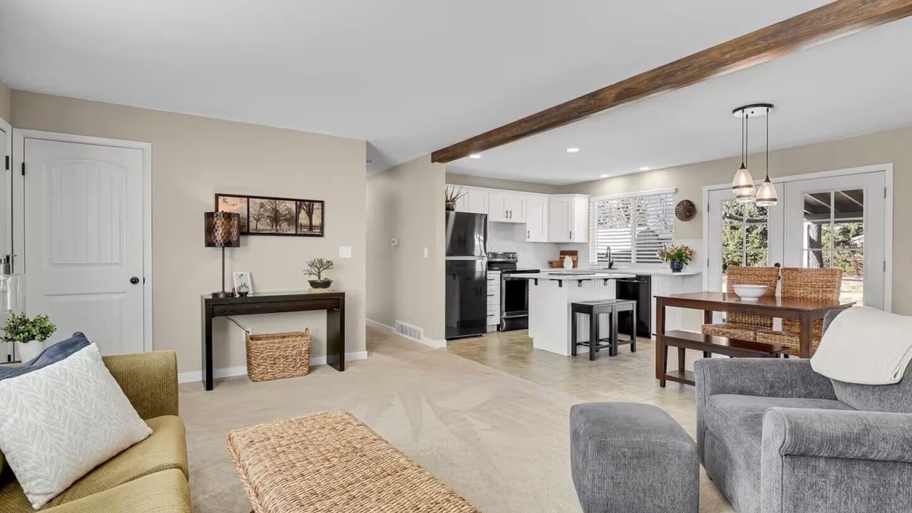 Photo of Livingroom in Northwest Arvada