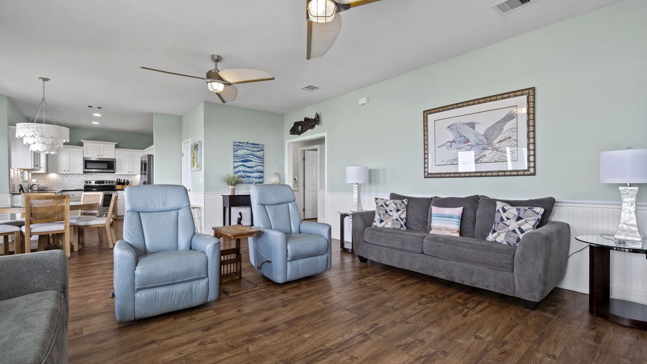Photo of Livingroom in Bermuda Beach