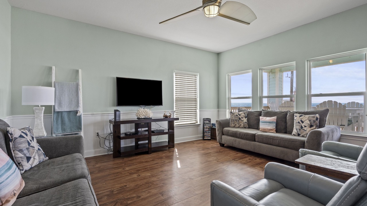Photo of Livingroom in Bermuda Beach