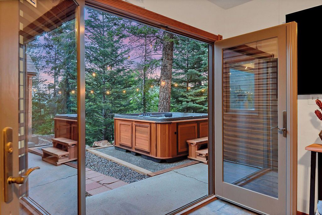 Photo of Patio Balcony in Evergreen