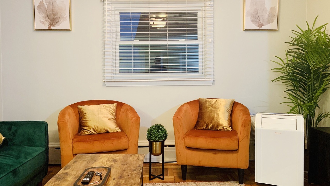 Photo of Livingroom in Revere