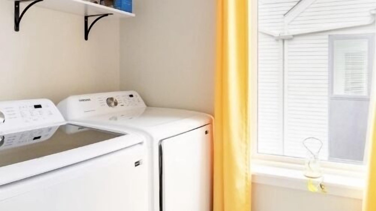 Photo of Bedroom in Lakewood