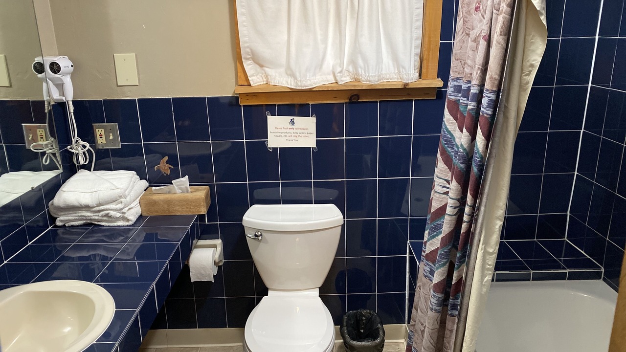 Photo of Bathroom in Lyons