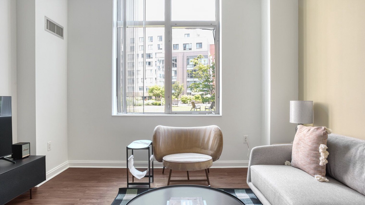 Photo of Livingroom in East Cambridge