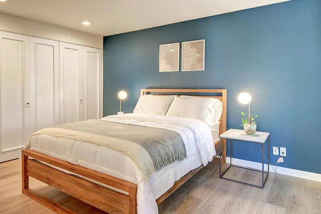 Photo of Bedroom in Eastlake