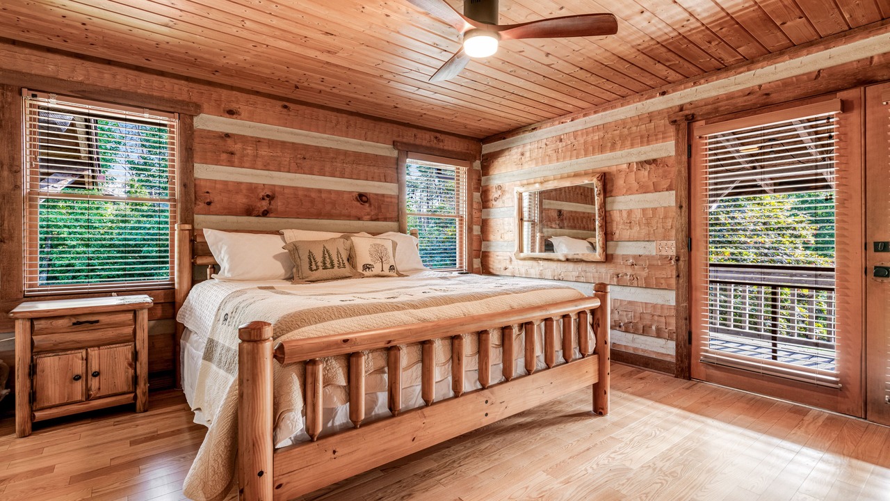 Photo of Bedroom in Kodak