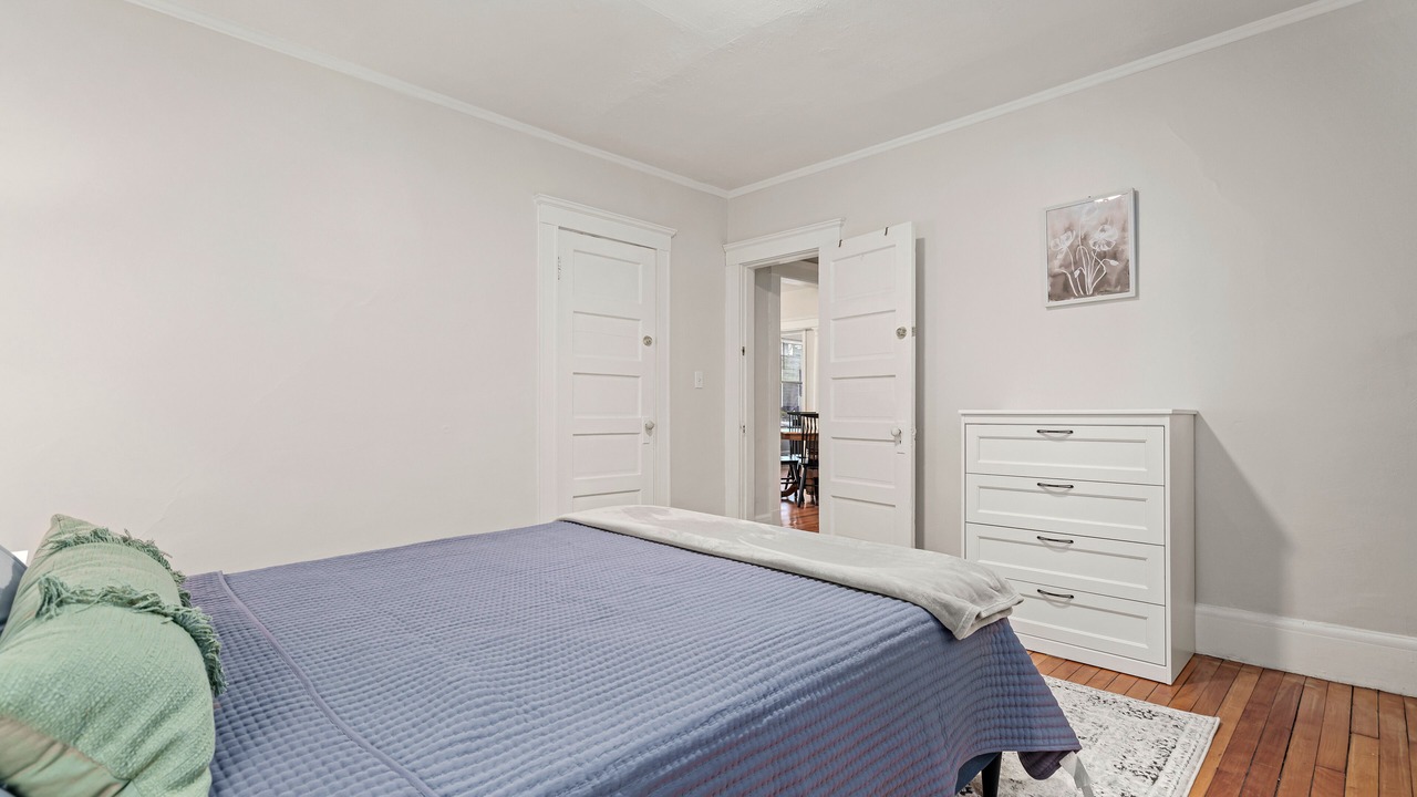 Photo of Bedroom in Salem