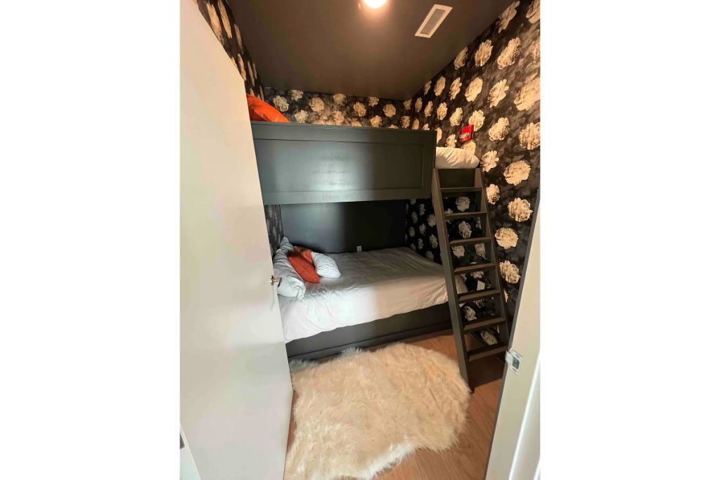 Photo of Bedroom in East Bank