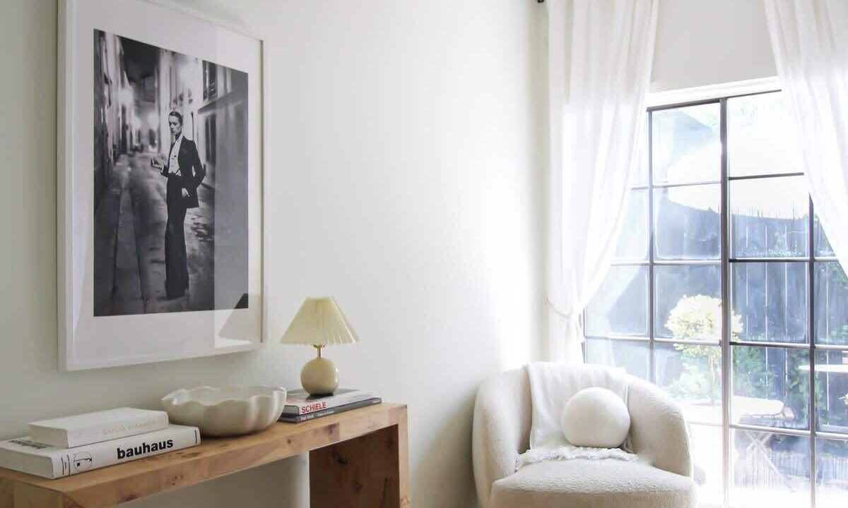 Photo of Bedroom in Oak Lawn