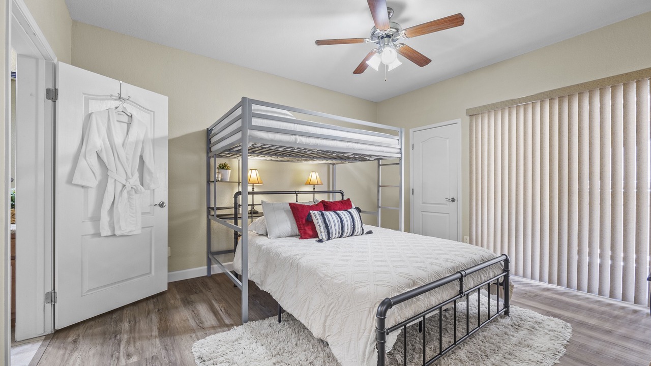 Photo of Bedroom in Summerlin