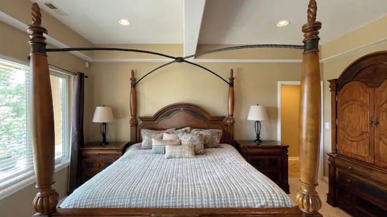 Photo of Bedroom in Larkspur