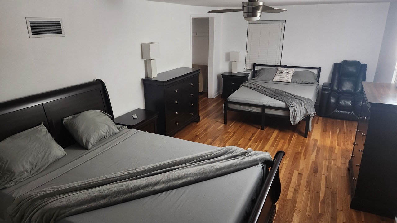 Photo of Bedroom in Buckeye Lake