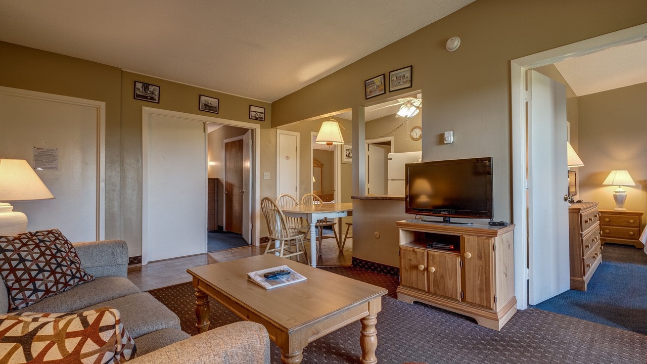 Photo of Livingroom in Weirs Beach