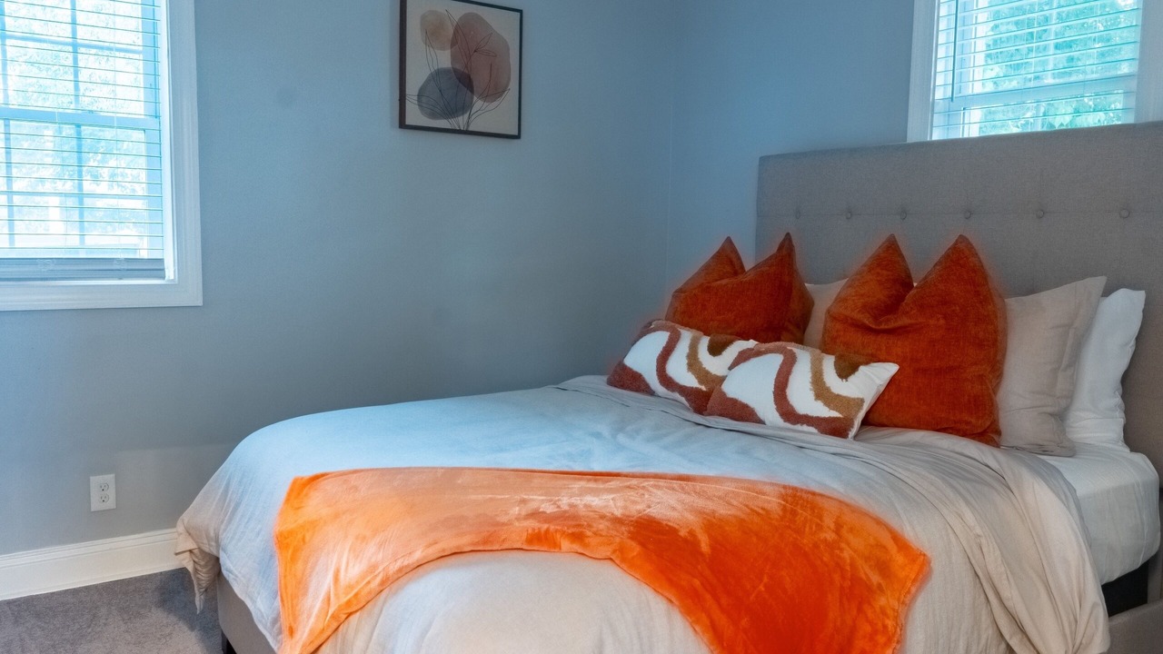 Photo of Bedroom in Aston
