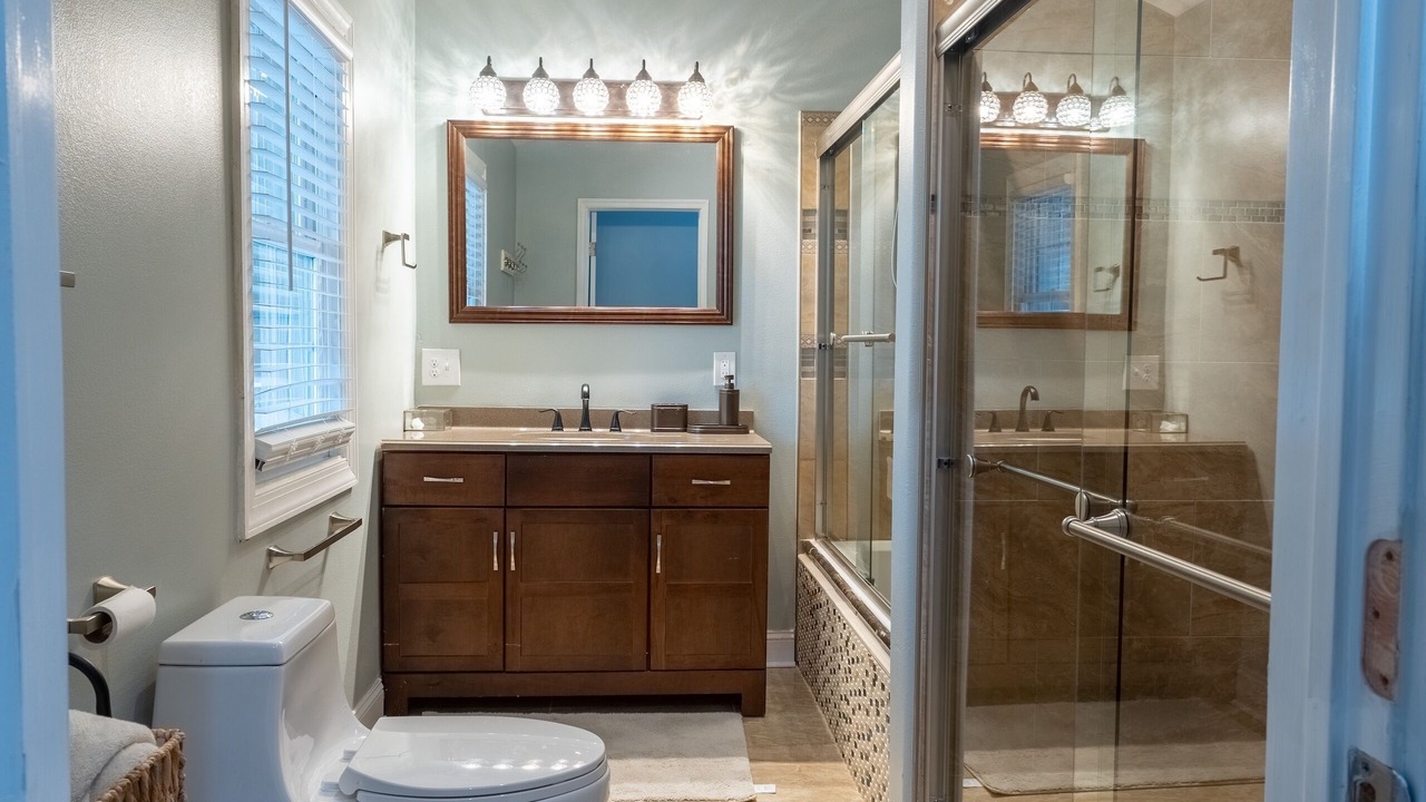 Photo of Bathroom in Aston