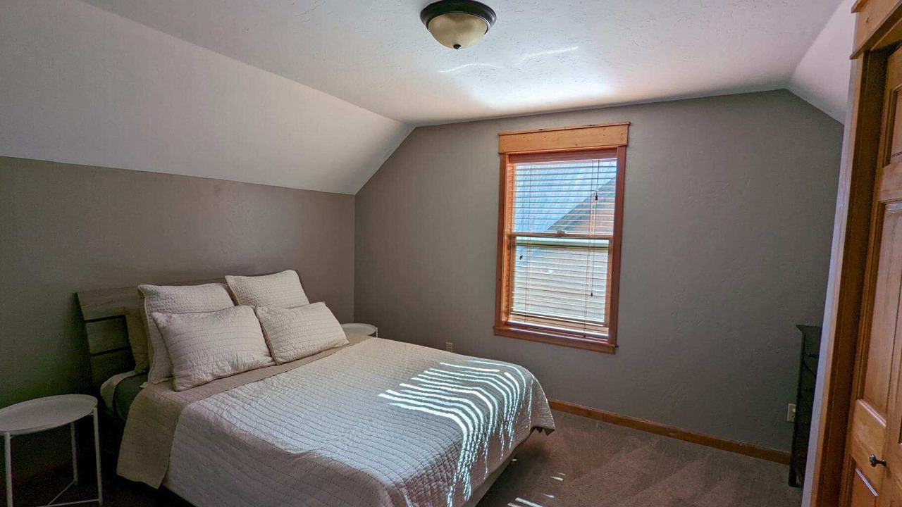 Photo of Bedroom in Gunnison
